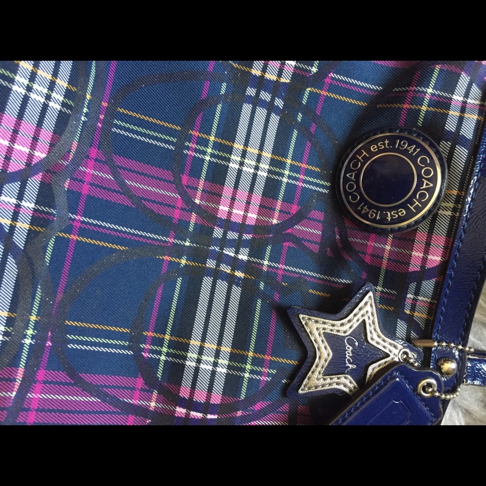 Coach bag! ๐ - Picture 2 of 4